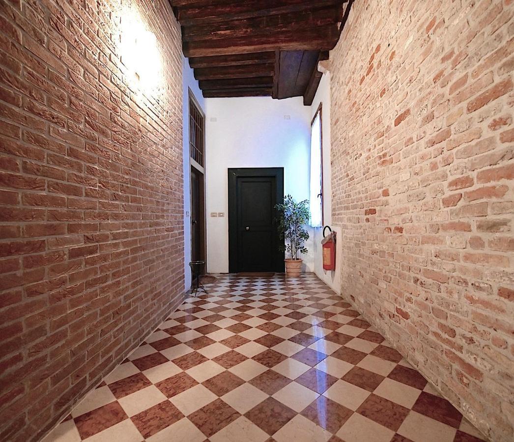 Chandeliers Apartment Venecia Exterior foto